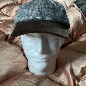 Stetson 6 panel wool cap with brown suede bill